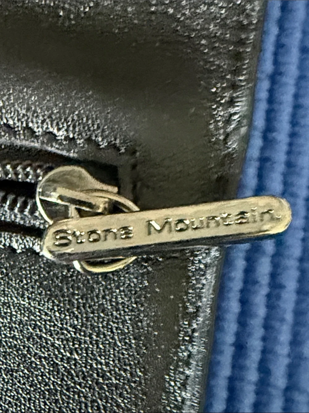 Stone Mountain Accessories Black Leather Flap Wallet with Metal Logo